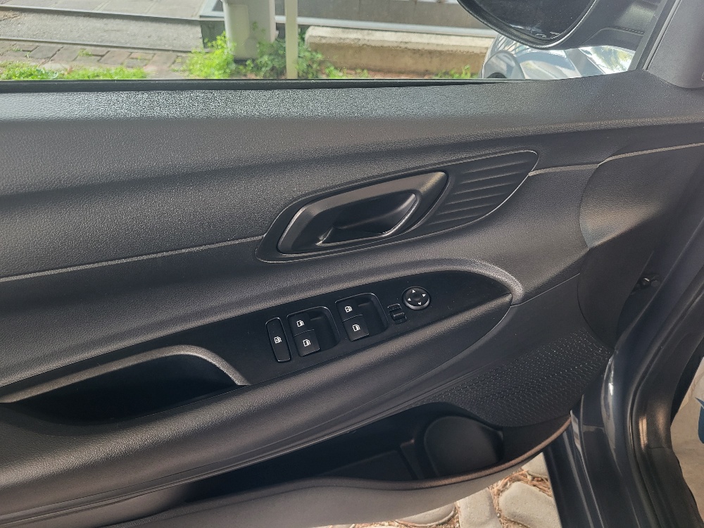 HYUNDAI i20 1.2 BENZINA 84cv CONNECTLINE – PREZZO PROMO