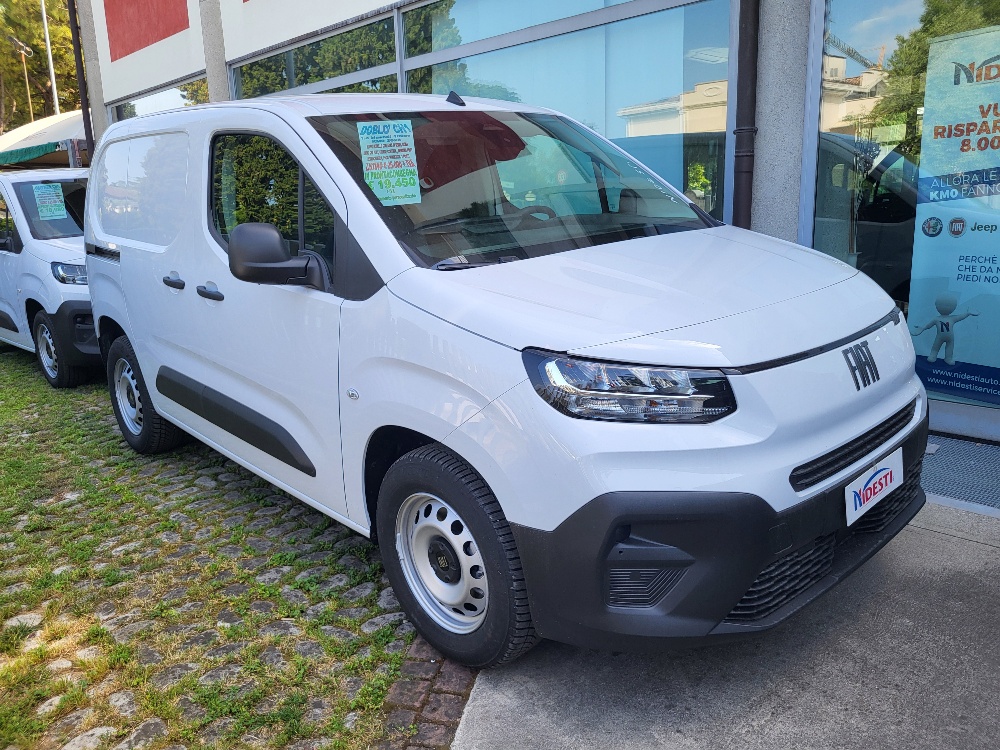 FIAT DOBLO’ CARGO 2 POSTI 1.5 BlueHdi 100cv – KM0 2026 – PACK WORKSITE