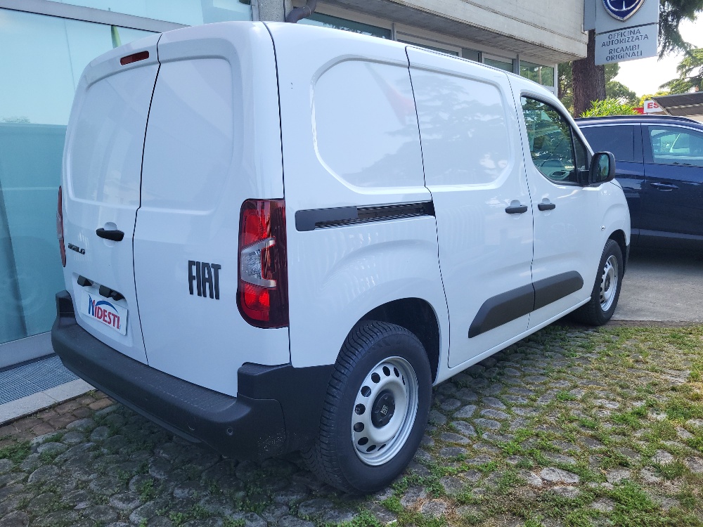 FIAT DOBLO’ CARGO 2 POSTI 1.5 BlueHdi 100cv – KM0 2026 – PACK WORKSITE