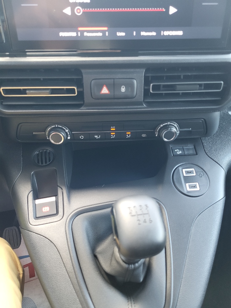 FIAT DOBLO’ CARGO 2 POSTI 1.5 BlueHdi 100cv – KM0 2026 – PACK WORKSITE
