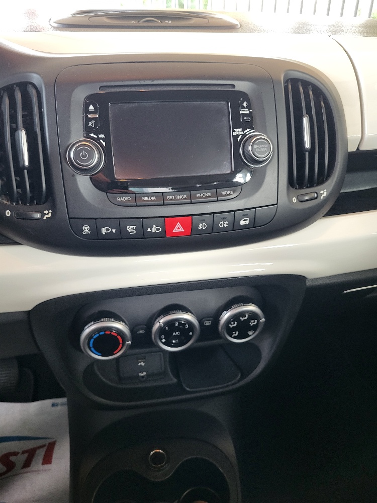 FIAT 500L 1.4 16V BENZINA POP STAR 95cv – OK NEOPATENTATI!!