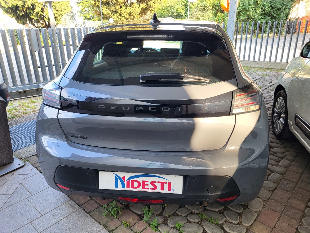 PEUGEOT 208 1.2 BENZINA 100cv ACTIVE PACK – OK NEOPATENTATI