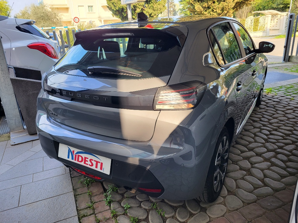 PEUGEOT 208 1.2 BENZINA 100cv ACTIVE PACK – OK NEOPATENTATI
