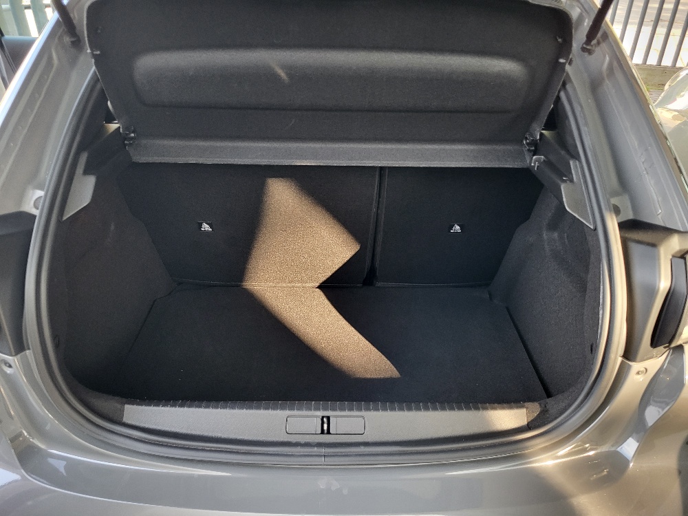 PEUGEOT 208 1.2 BENZINA 100cv ACTIVE PACK – OK NEOPATENTATI