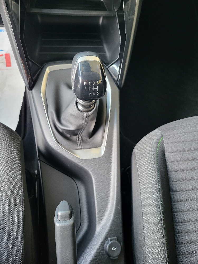 PEUGEOT 208 1.2 BENZINA 100cv ACTIVE PACK – OK NEOPATENTATI