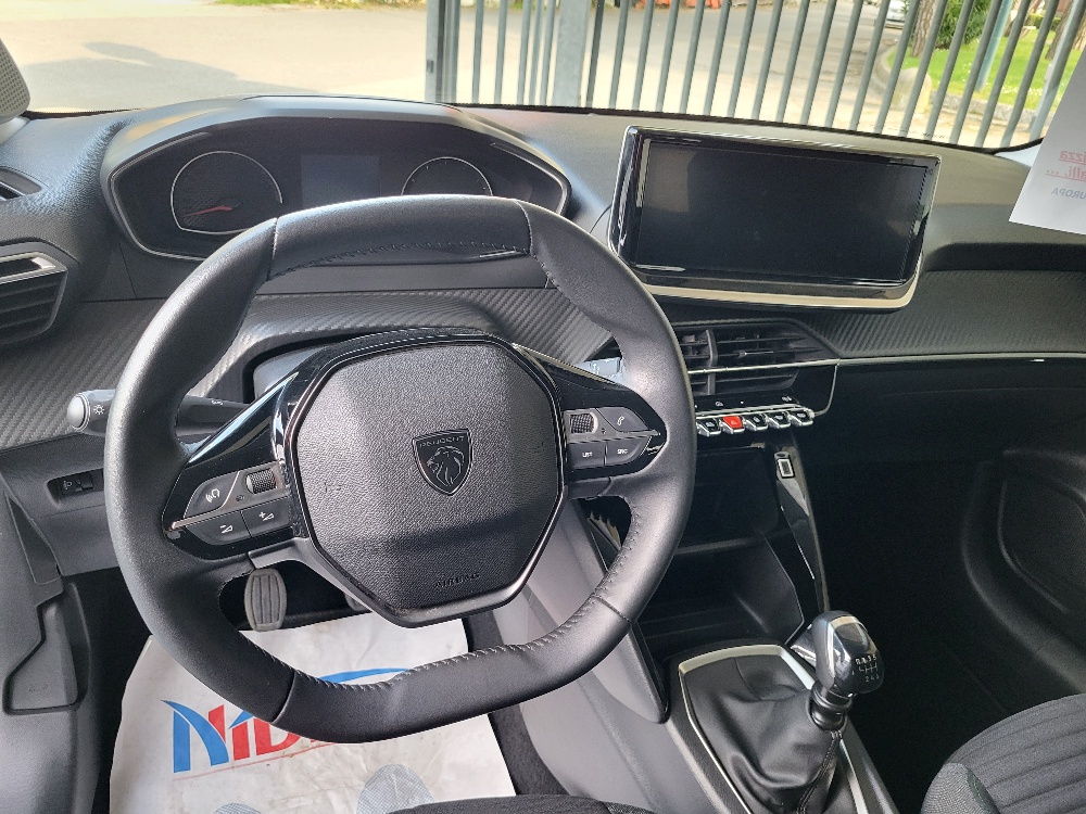 PEUGEOT 208 1.2 BENZINA 100cv ACTIVE PACK – OK NEOPATENTATI
