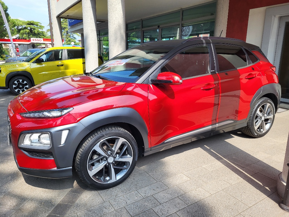 HYUNDAI KONA 1.0 t-gdi 120cv X-POSSIBLE – OK NEOPATENTATI