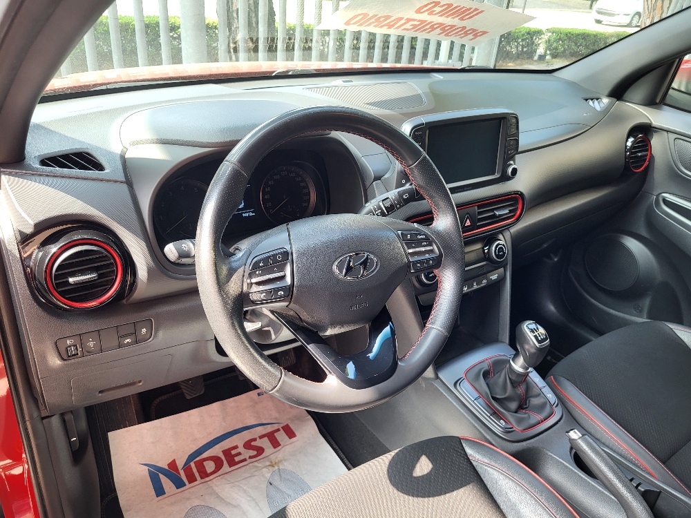 HYUNDAI KONA 1.0 t-gdi 120cv X-POSSIBLE – OK NEOPATENTATI