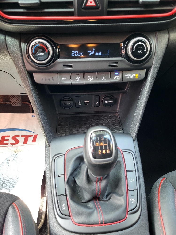 HYUNDAI KONA 1.0 t-gdi 120cv X-POSSIBLE – OK NEOPATENTATI