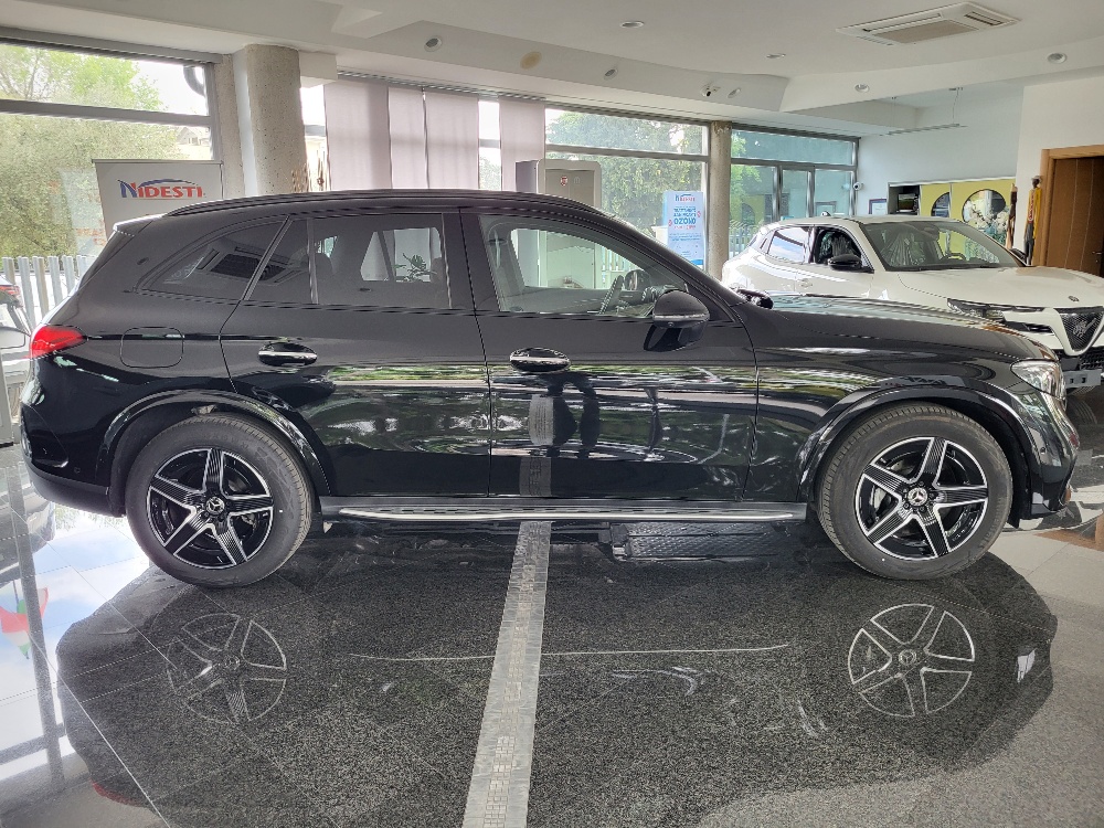 MERCEDES GLC 220 d AMG LINE PREMIUM PLUS 4 MATIC – PARI AL NUOVO !!!