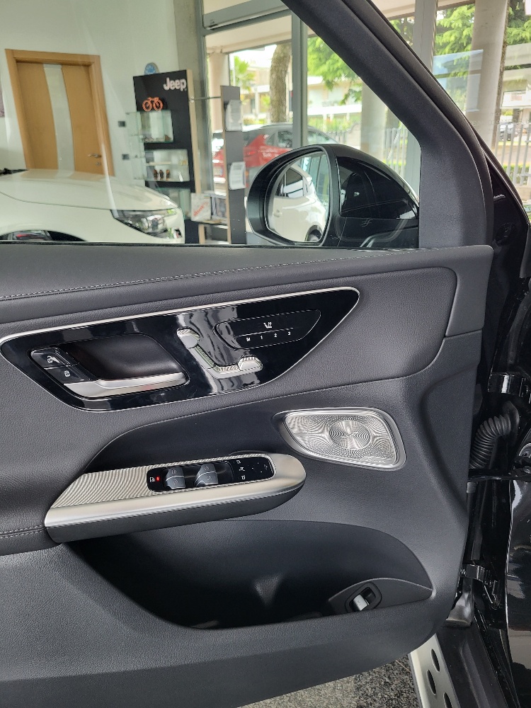 MERCEDES GLC 220 d AMG LINE PREMIUM PLUS 4 MATIC – PARI AL NUOVO !!!