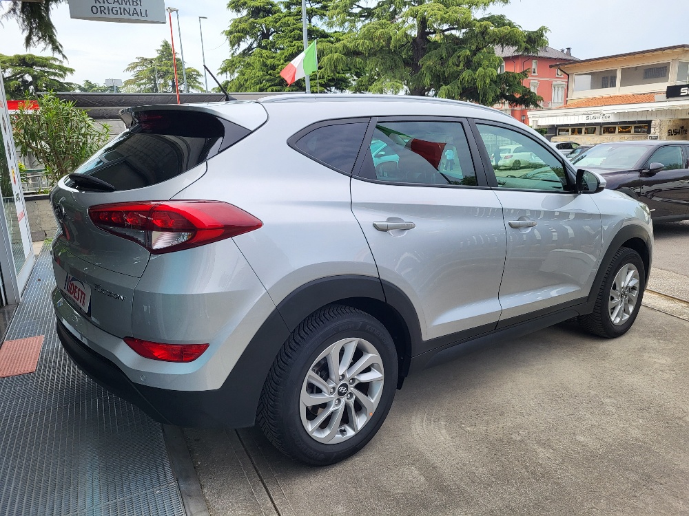 HYUNDAI TUCSON 1.6 BENZINA 132cv COMFORT – UNICO PROPRIETARIO