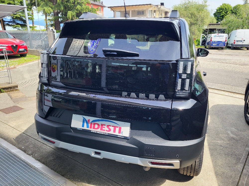 FIAT GRANDE PANDA 1.2 HYBRID 100cv “LA PRIMA” – OK NEOPATENTATI