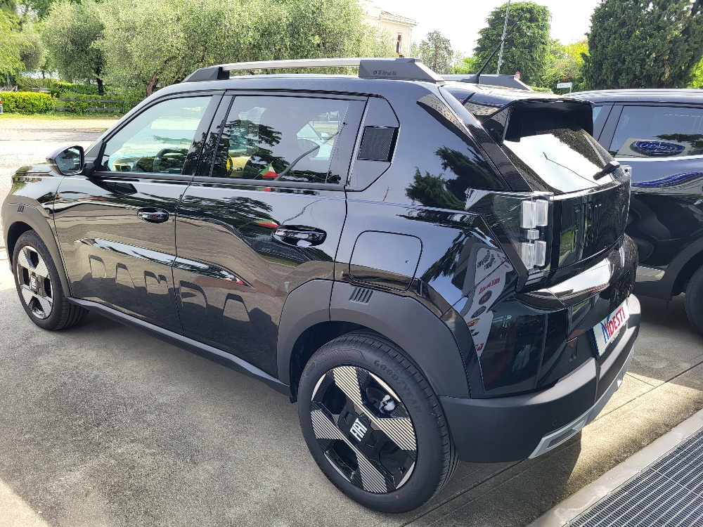 FIAT GRANDE PANDA 1.2 HYBRID 100cv “LA PRIMA” – OK NEOPATENTATI