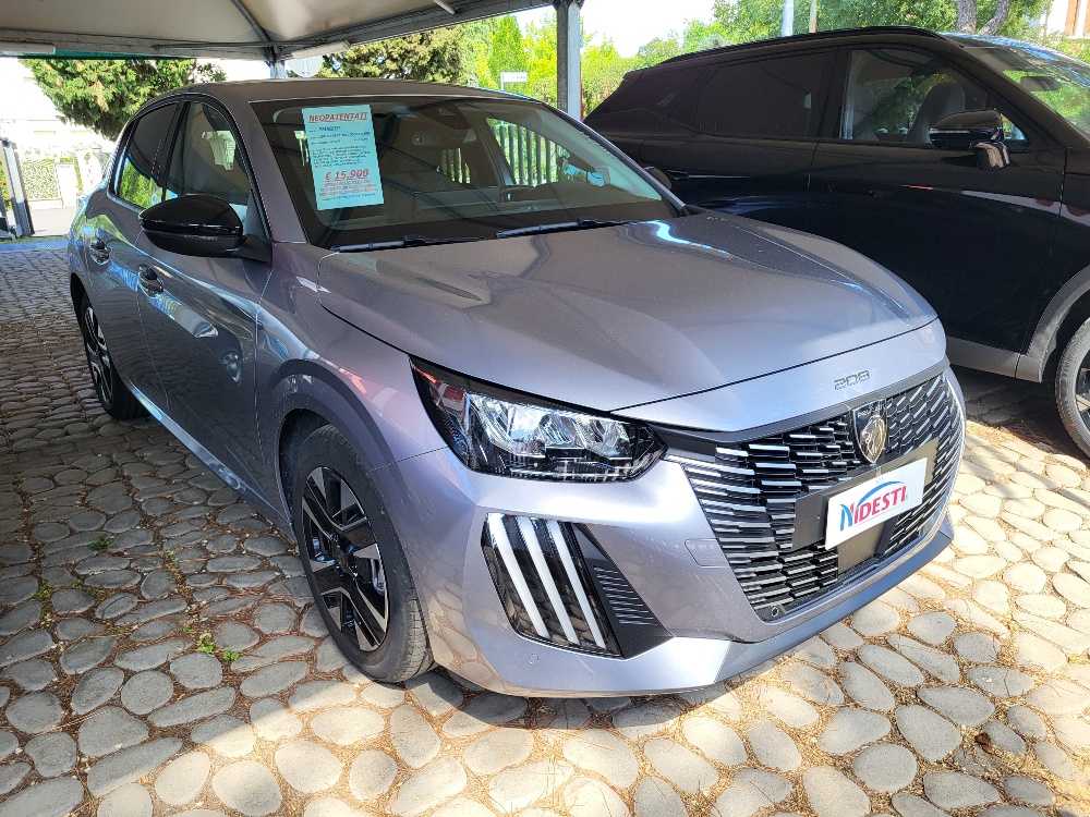 PEUGEOT 208 1.2 BENZINA 100cv ALLURE – OK NEOPATENTATI