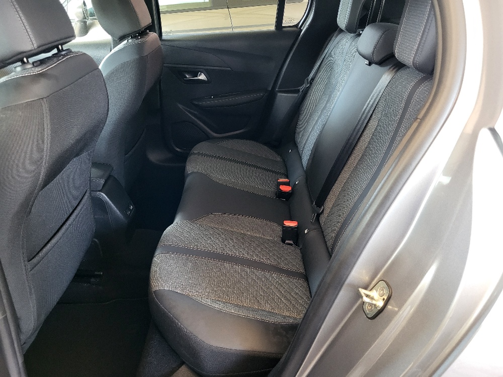 PEUGEOT 208 1.2 BENZINA 100cv ALLURE – OK NEOPATENTATI