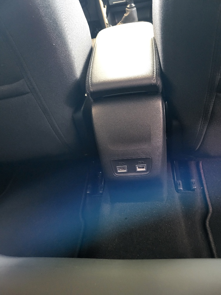 PEUGEOT 208 1.2 BENZINA 100cv ALLURE – OK NEOPATENTATI