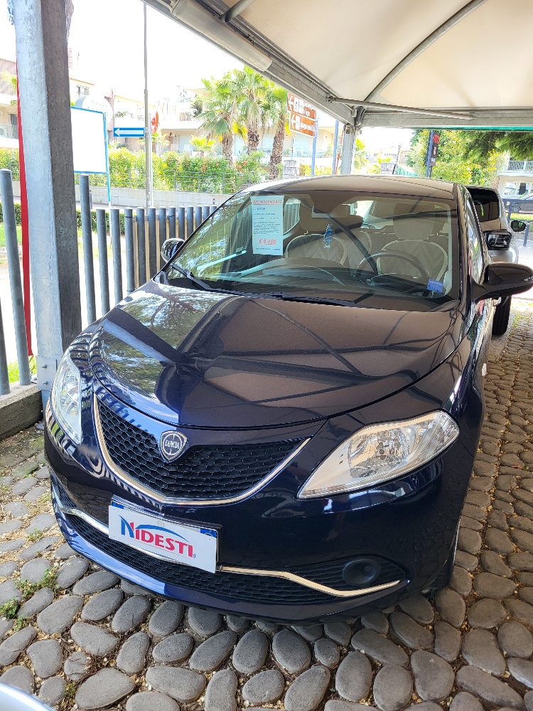 LANCIA Y 1.2 69CV GOLD BENZINA – OK NEOPATENTATI!!!