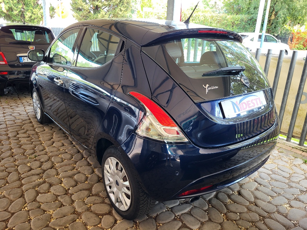 LANCIA Y 1.2 69CV GOLD BENZINA – OK NEOPATENTATI!!!