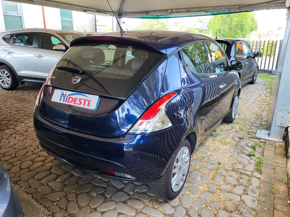 LANCIA Y 1.2 69CV GOLD BENZINA – OK NEOPATENTATI!!!