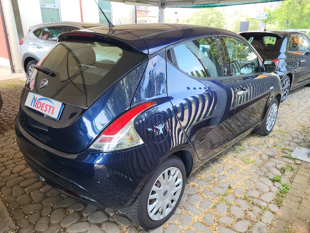 LANCIA Y 1.2 69CV GOLD BENZINA – OK NEOPATENTATI!!!