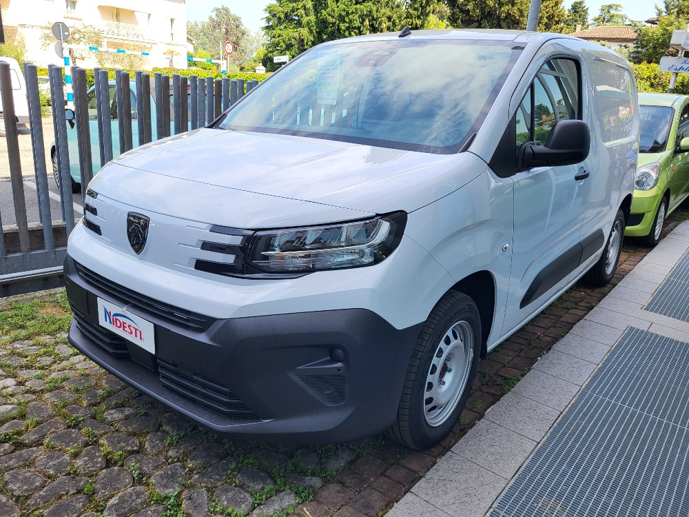 PEUGEOT PARTNER FIAT DOBLO’ CARGO 3 POSTI 1.5 BlueHdi 130cv – KM0 2026 – MAGIC CARGO