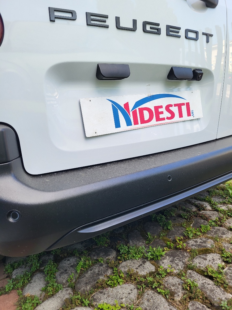 PEUGEOT PARTNER FIAT DOBLO’ CARGO 3 POSTI 1.5 BlueHdi 130cv – KM0 2026 – MAGIC CARGO
