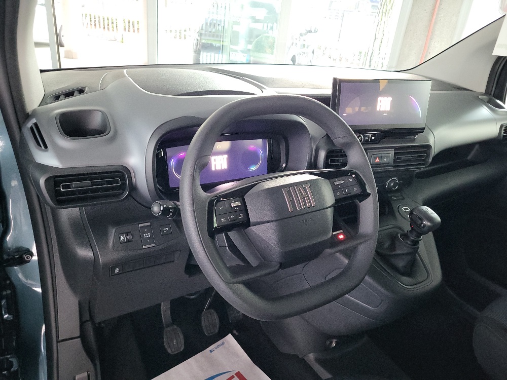 FIAT DOBLO’ VETTURA 5 POSTI 1.5 BlueHdi 100cv CON PACK TECH – KM0 2026