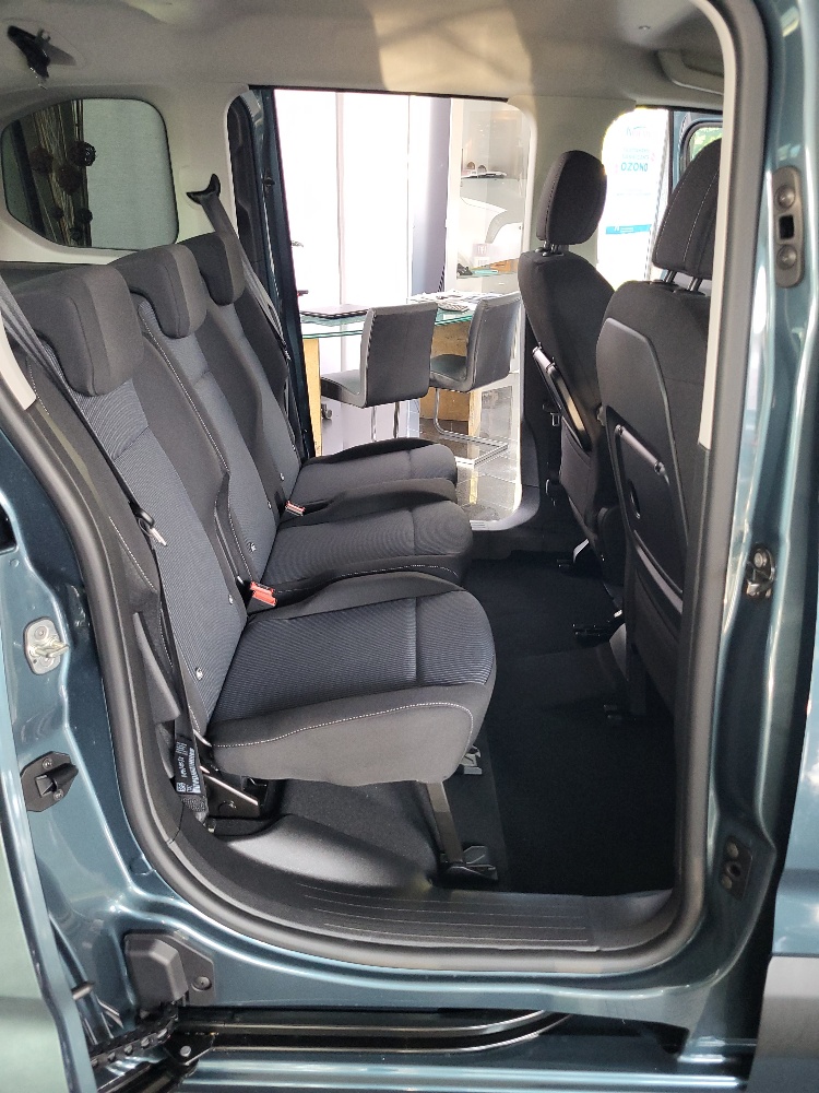 FIAT DOBLO’ VETTURA 5 POSTI 1.5 BlueHdi 100cv CON PACK TECH – KM0 2026