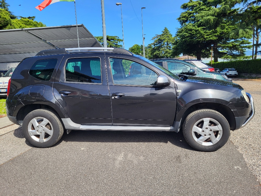 DACIA DUSTER 1.6 BENZINA 110cv 2WD – GANCIO TRAINO – OK NEOPATENTATI!!