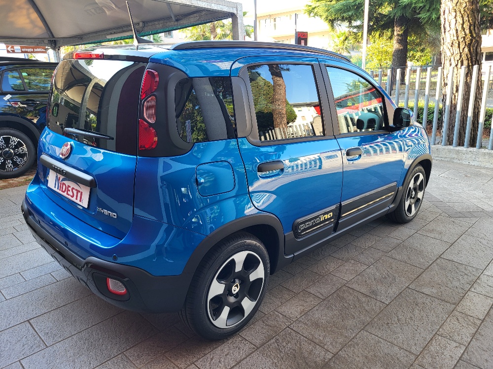 FIAT PANDINA CROSS 1.0 70cv HYBRID – KM0 2026