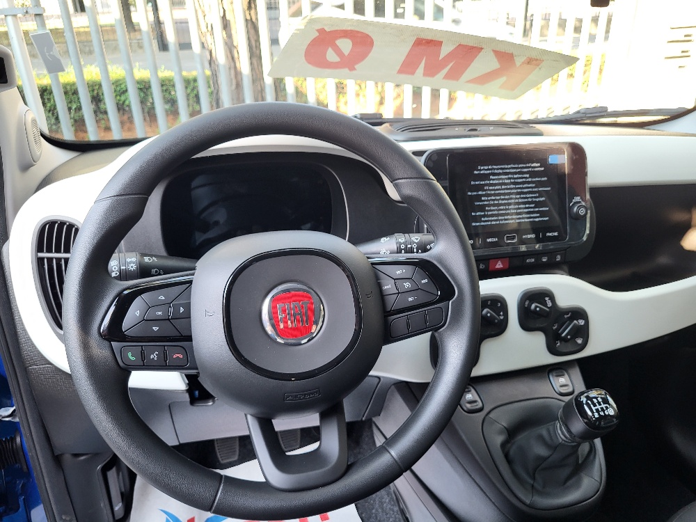 FIAT PANDINA CROSS 1.0 70cv HYBRID – KM0 2026