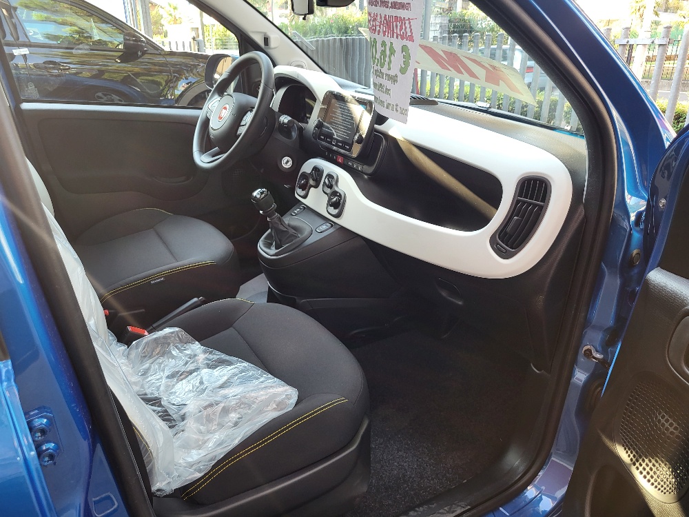 FIAT PANDINA CROSS 1.0 70cv HYBRID – KM0 2026