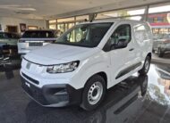 FIAT DOBLO’ CARGO 2 POSTI 1.5 BlueHdi 100cv – KM0 2026 – PACK WORKSITE
