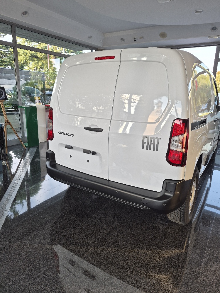 FIAT DOBLO’ CARGO 2 POSTI 1.5 BlueHdi 100cv – KM0 2026 – PACK WORKSITE
