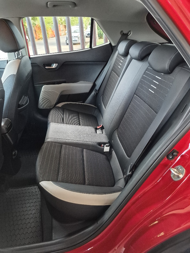 KIA STONIC 1.0 T-GDI 120cv STYLE CON ADAS PACK – OK NEOPATENTATI