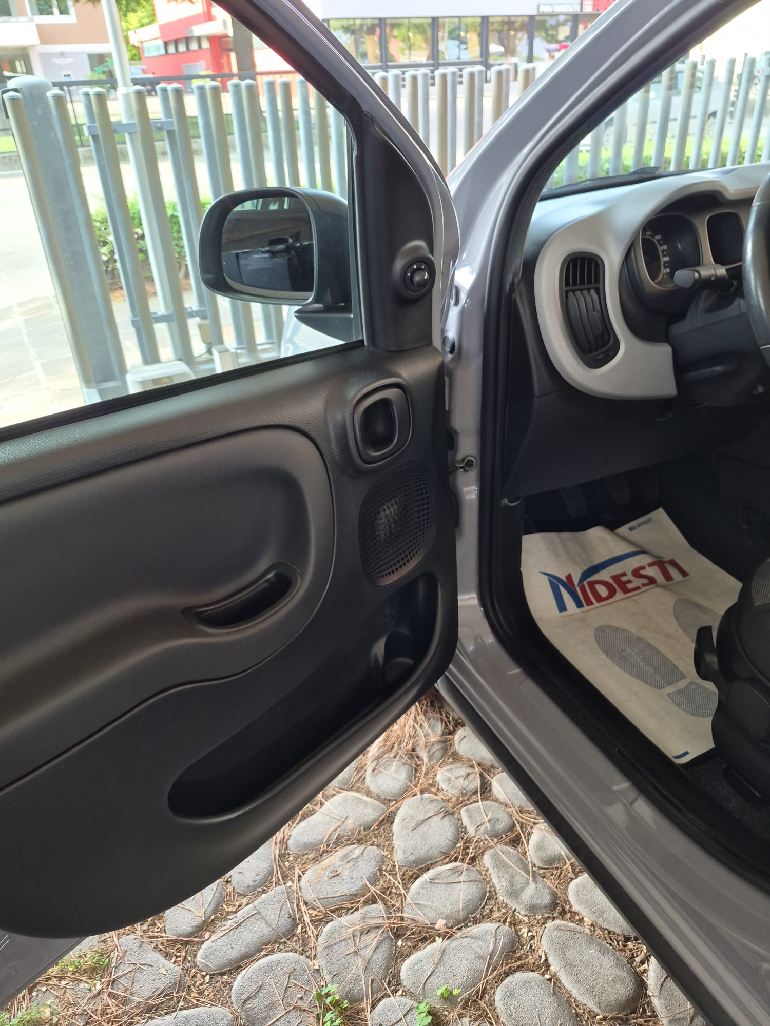 FIAT PANDA 1.2 69cv BENZINA CITY CROSS – UNICO PROPRIETARIO – OK NEOPATENTATI